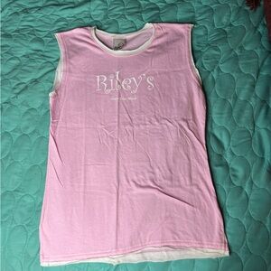 Riley’s Cape Cod Massachusetts Pink & White Muscle Tee Size Large